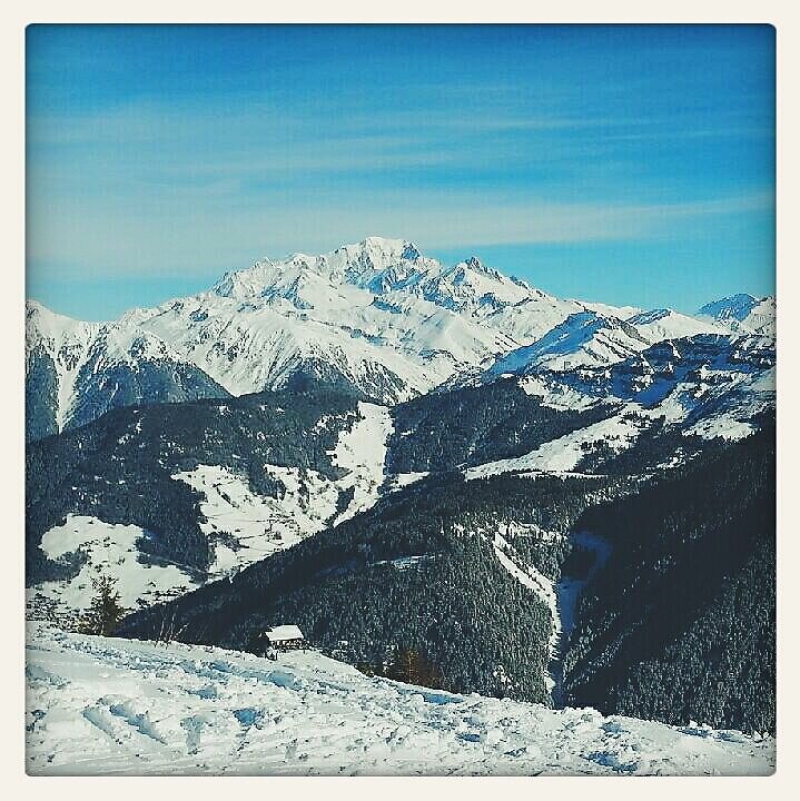 le Mont Blanc ce matin #mountain #alps