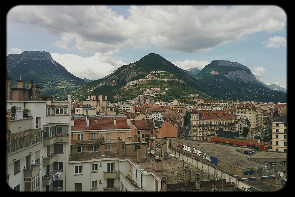 #City vs #mountains