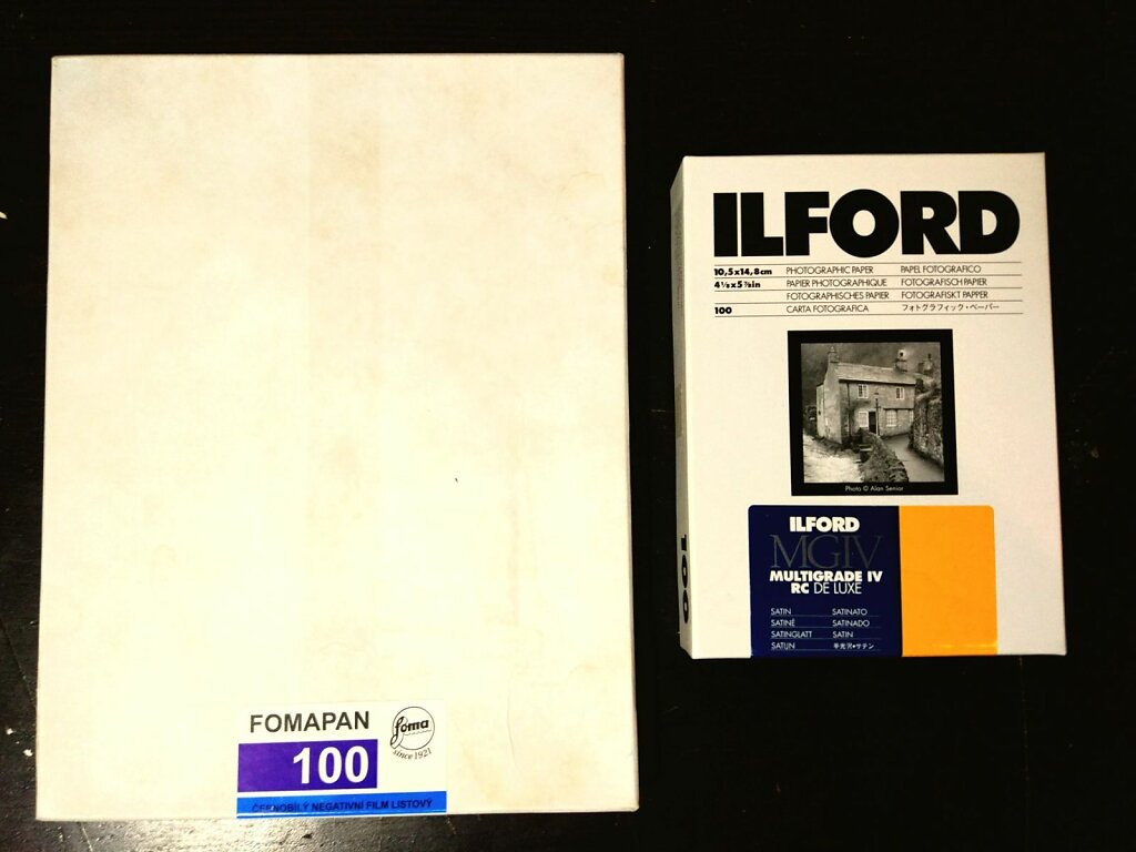 10x15 ilford paper Vs 18x24cm foma negative #largeformat